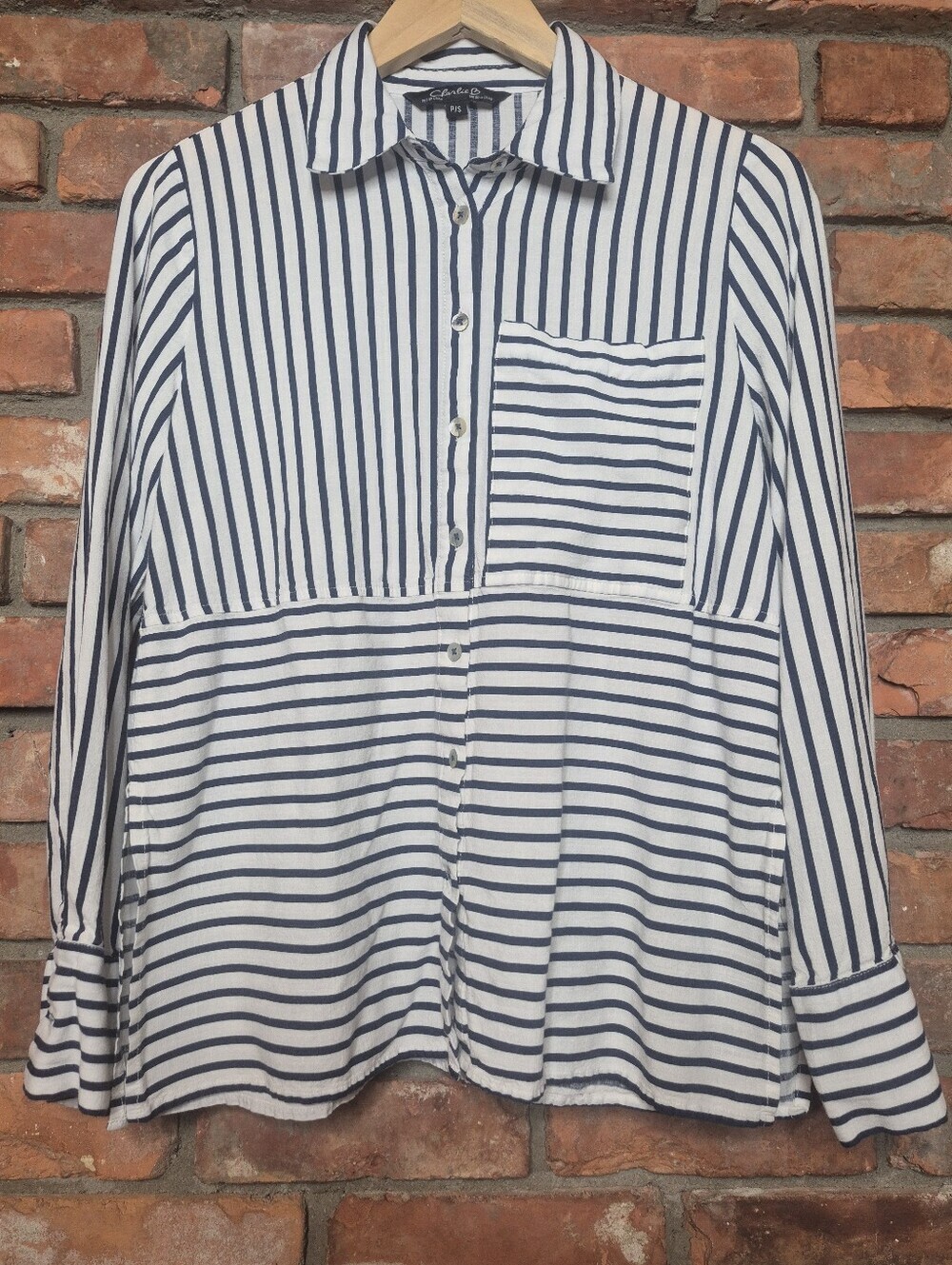 Charlie B Linen Blend Mixed Stripe Button Front Shirt Navy White Small